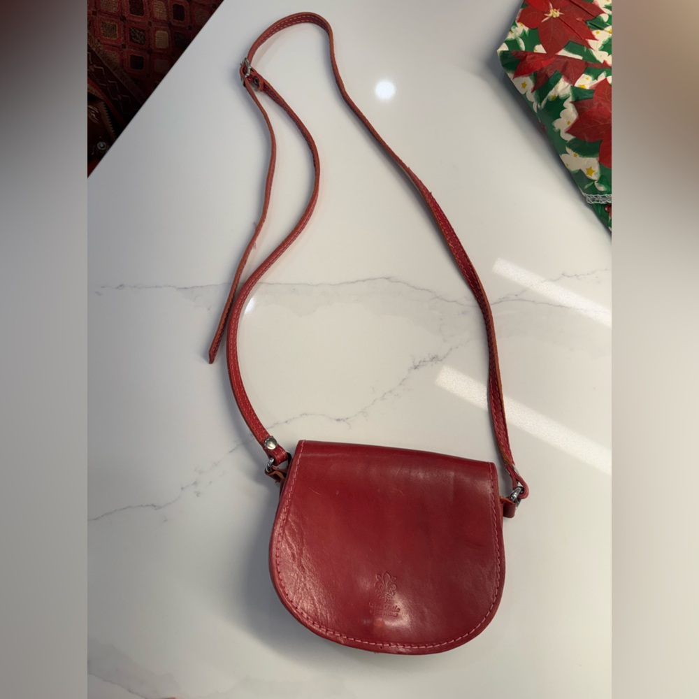 Vera Pelle Red Leather Crossbody Bag